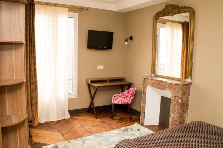 Room 19 of 42