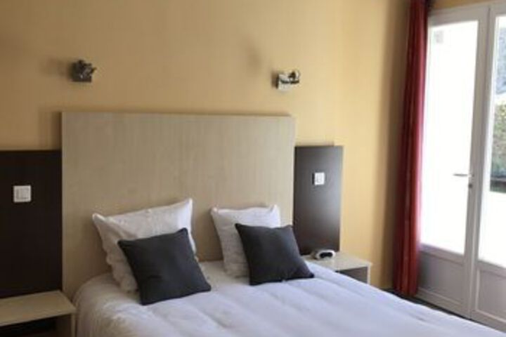 Room 31 of 33
