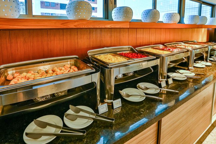 Breakfast/Coffee Service 58 of 130