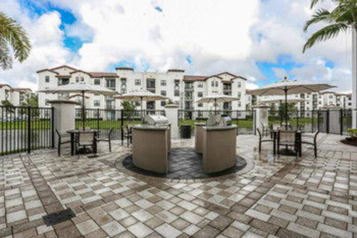 Image of LYX Suites at Amli in Doral