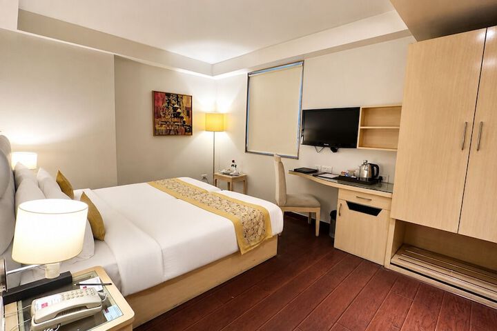 Room 18 of 54