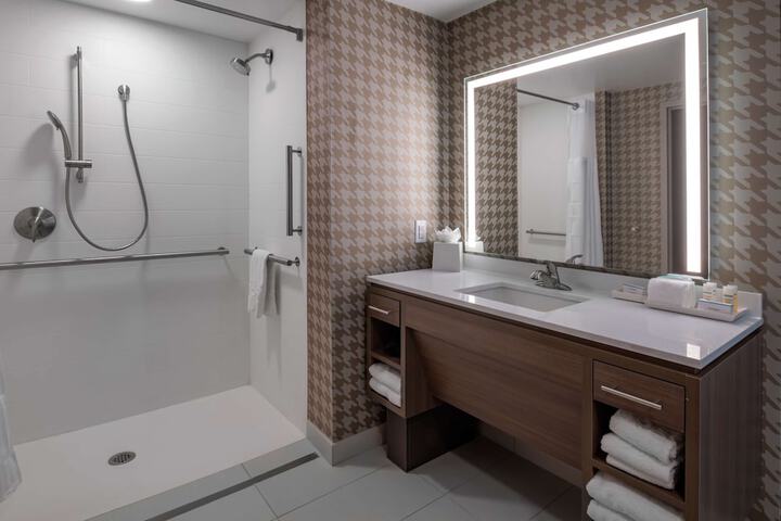 Bathroom shower