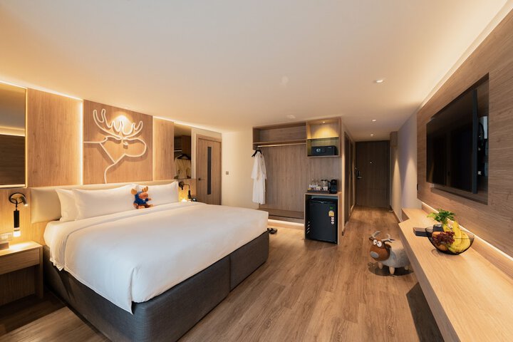 Room 73 of 136