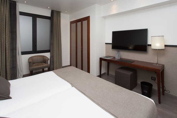 Room 33 of 56