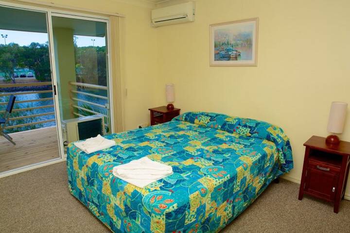 Room 8 of 20
