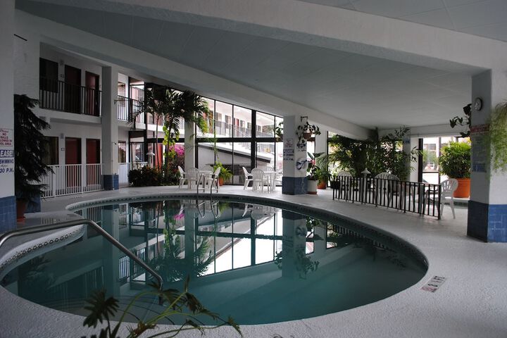 Pool 36 of 60