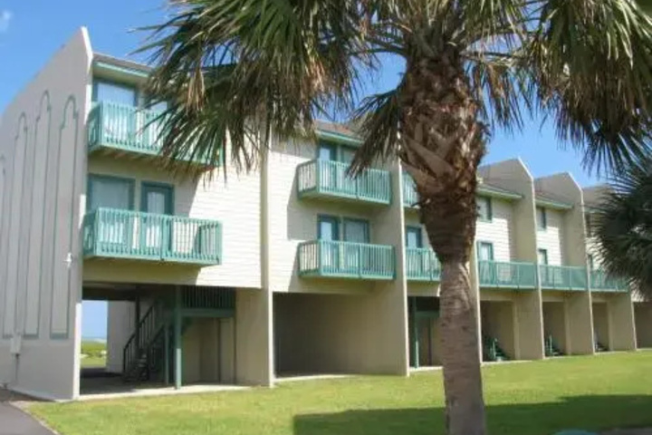 Image of Peregrine Townhomes