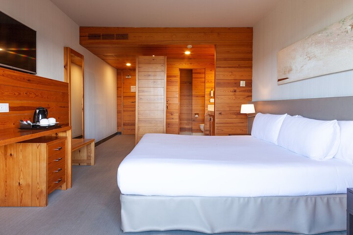 Room 15 of 87
