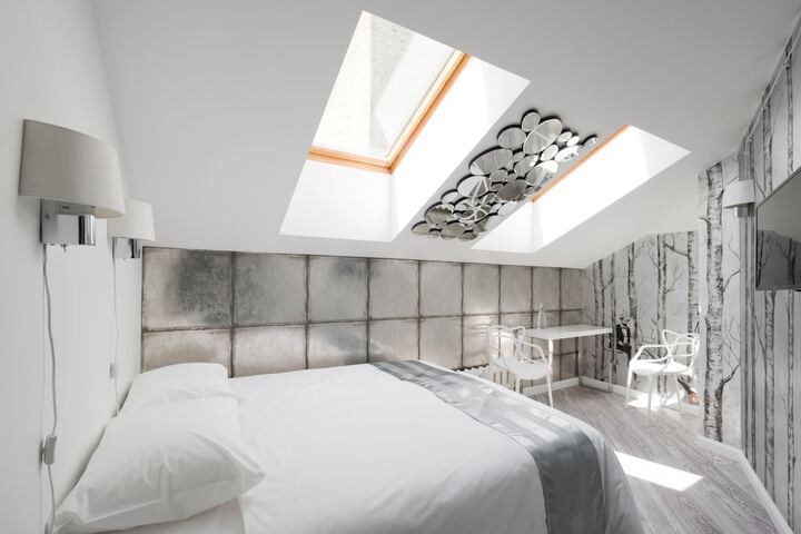 Room 14 of 49