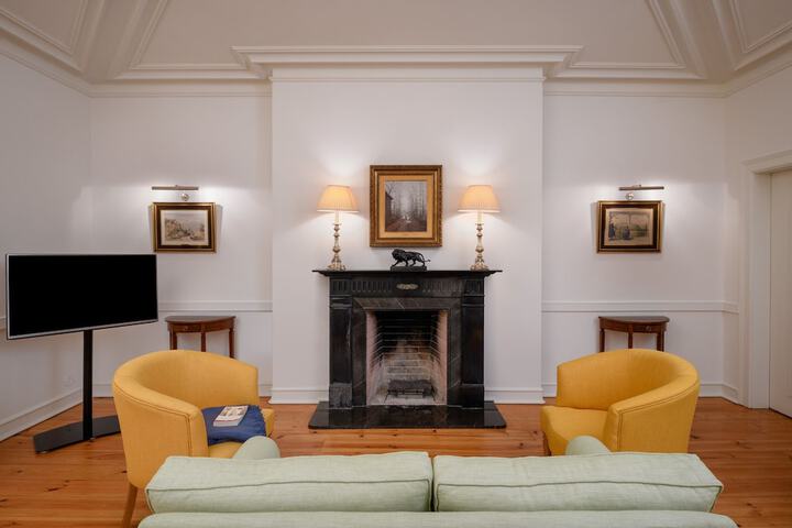 Room 47 of 165