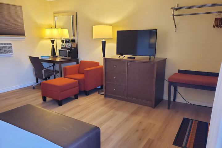 Room 27 of 113