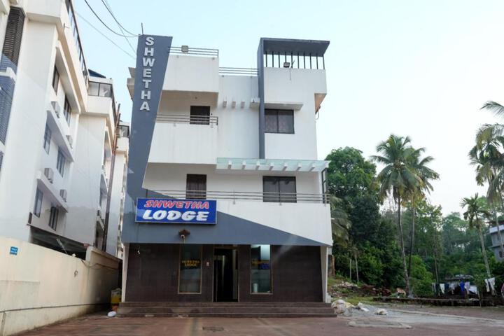 Shwetha Lodge