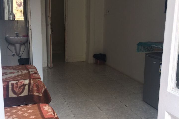 Room 18 of 25