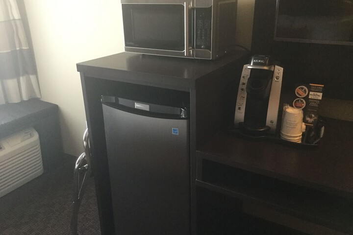 Breakfast/Coffee Service 22 of 43