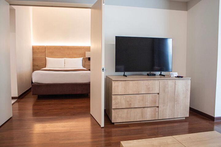 Room 8 of 56