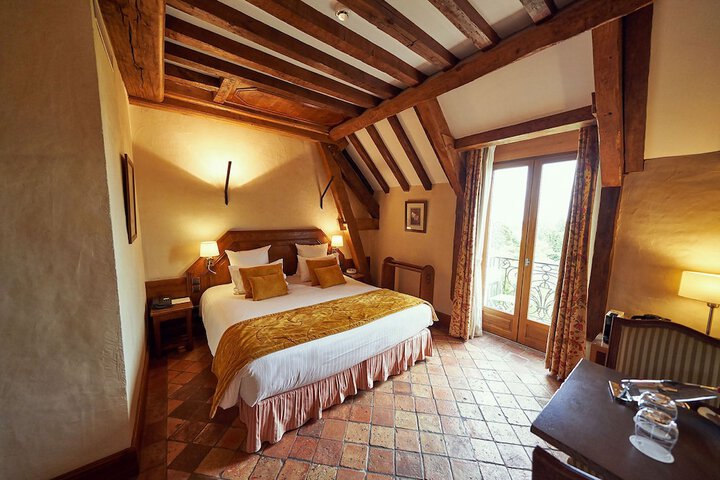 Room 10 of 79
