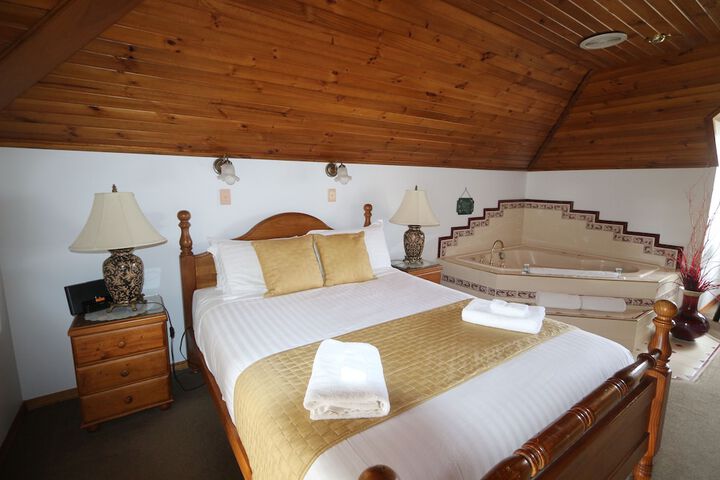 Room 45 of 244