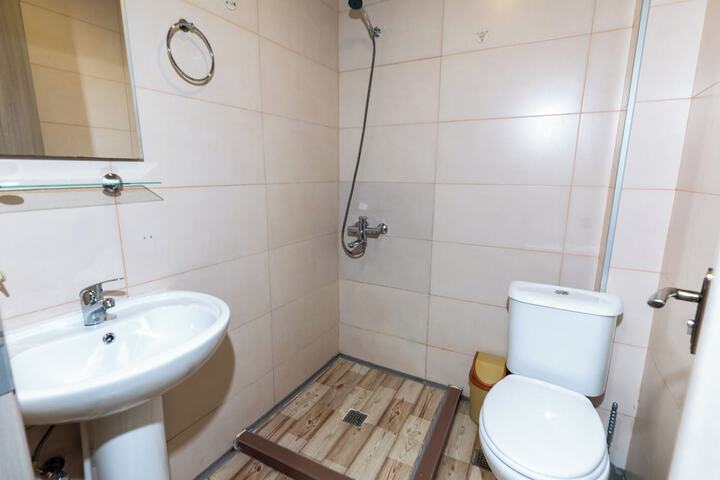 Room 14 of 15