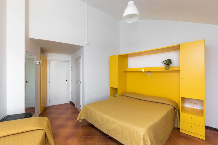 Room 34 of 78