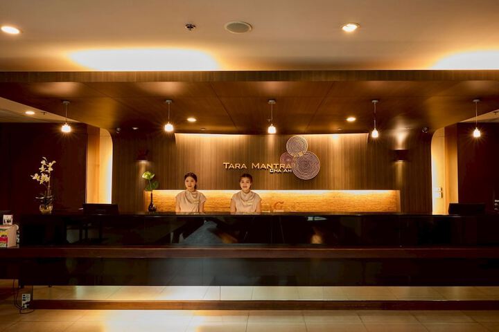 Hotel Interior 3 of 175