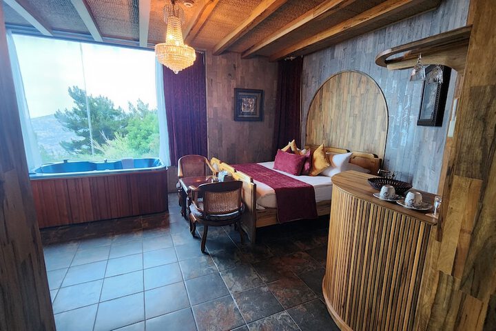 Bay Lodge