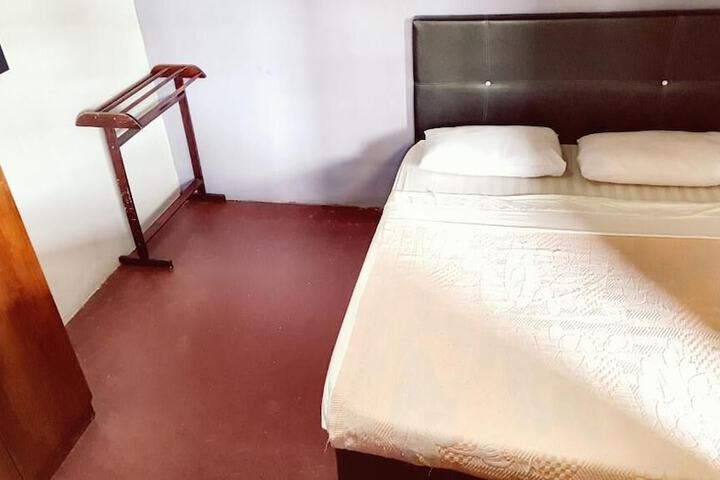 Room 24 of 50