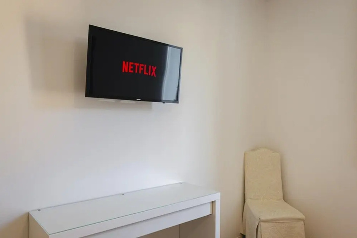 Room 2 of 13