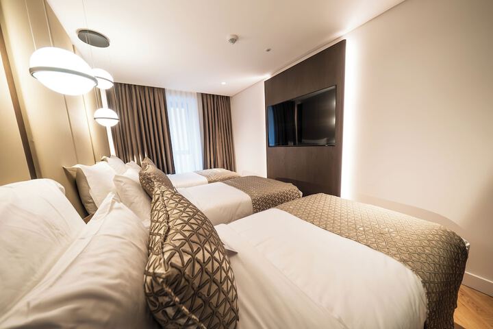 Room 86 of 200