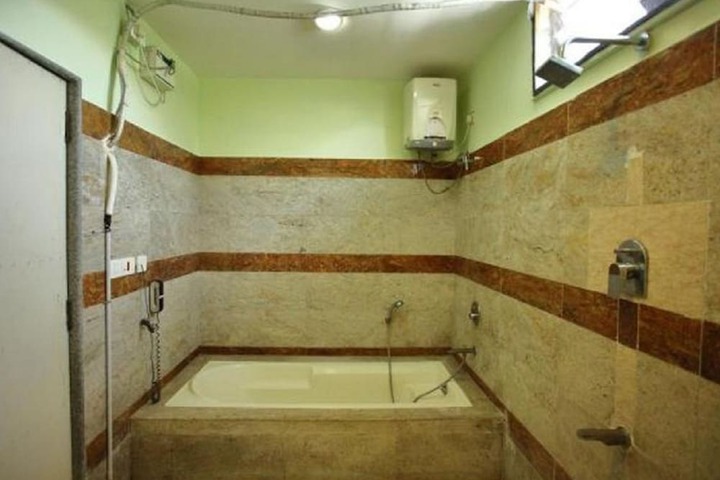 Room 16 of 21