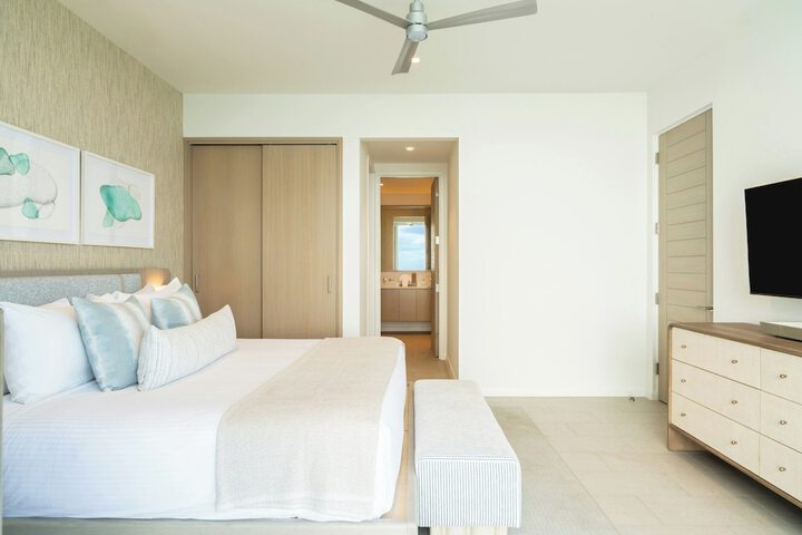 Room 22 of 108