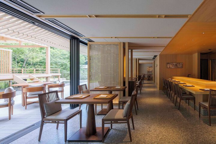 Dining 106 of 134