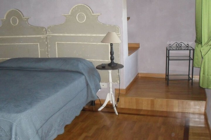 Room 7 of 71