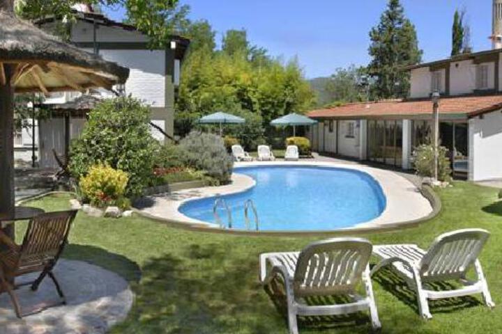 Pool 11 of 14