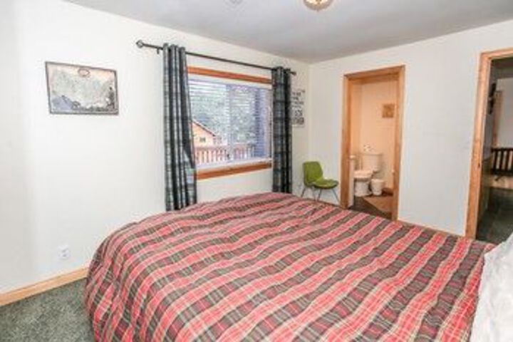 Room 15 of 37