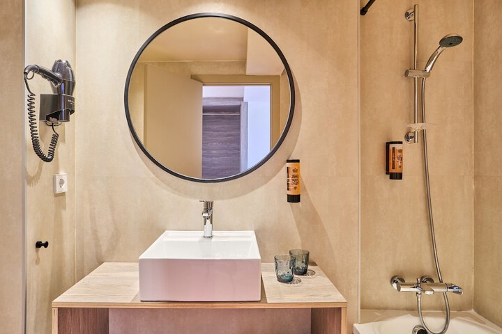 Bathroom Interior Photo