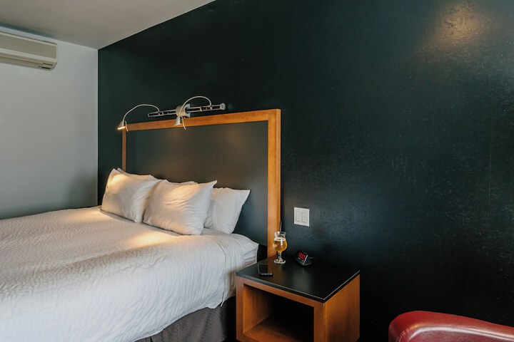 Room 41 of 86
