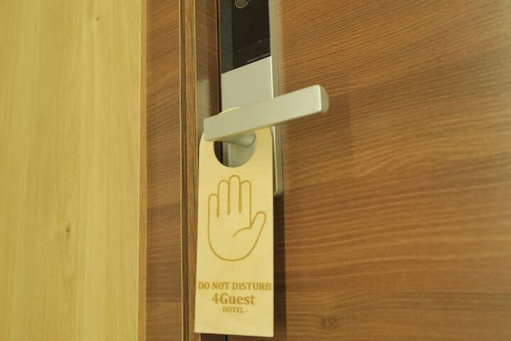 Room 42 of 69