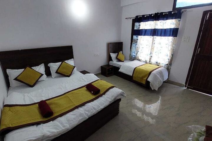 Room 3 of 26