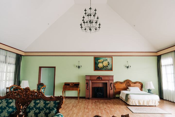 Room 21 of 101