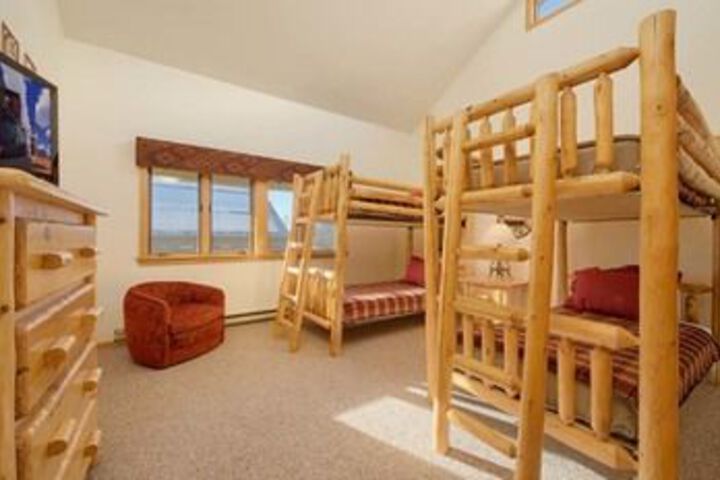 Room 17 of 41
