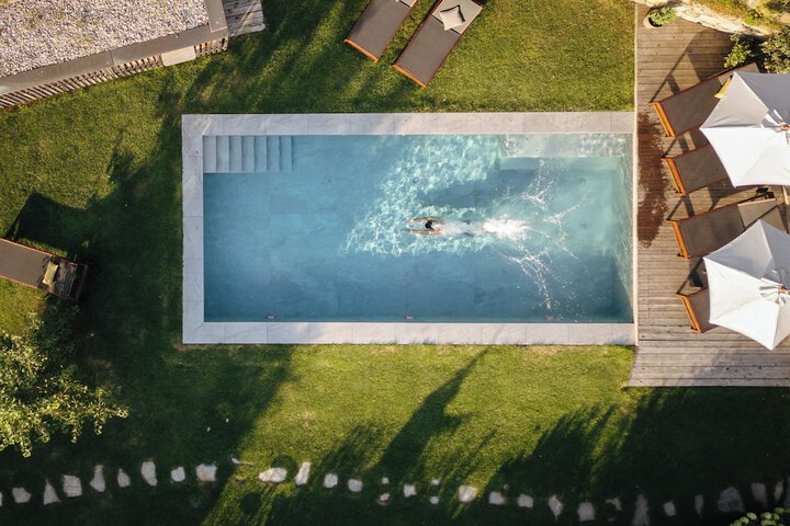 Pool 38 of 69
