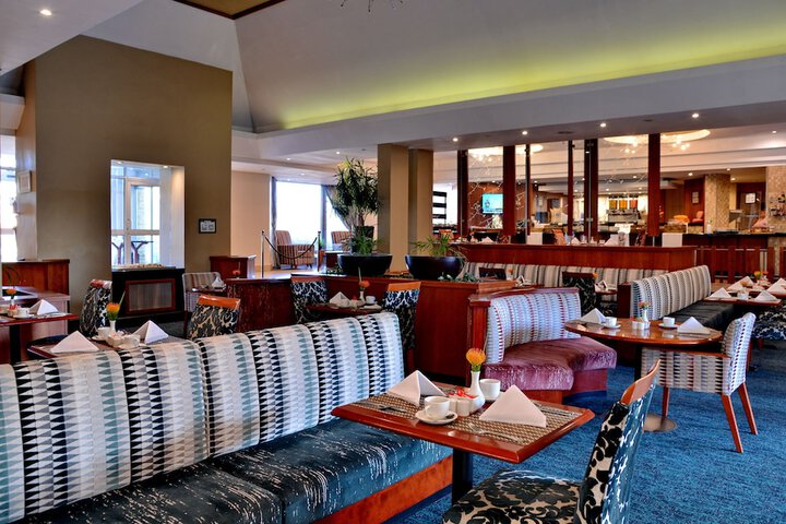 Dining Photos