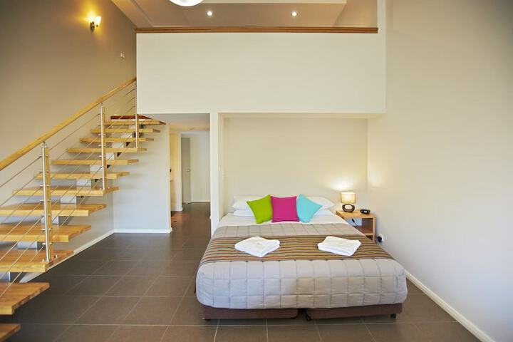 Room 14 of 24