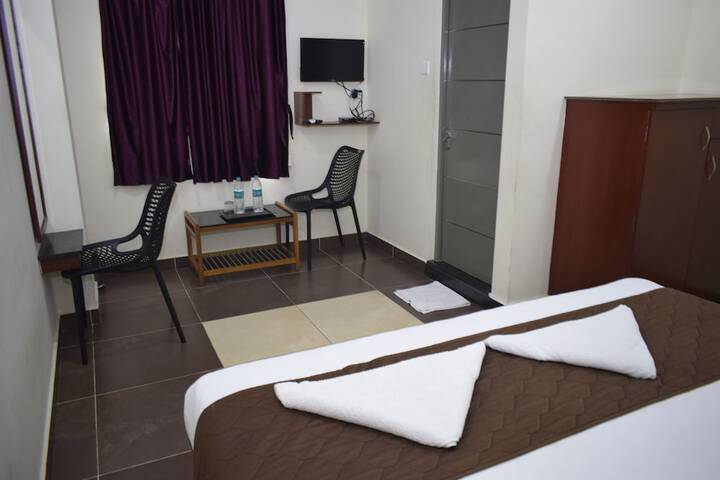 Room 17 of 46