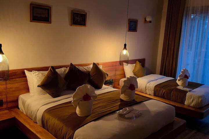 Room 16 of 70