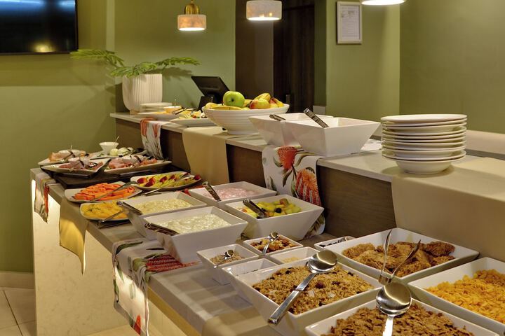 Dining Photos