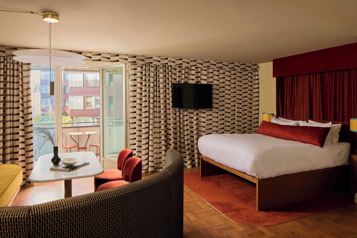 Room Photo