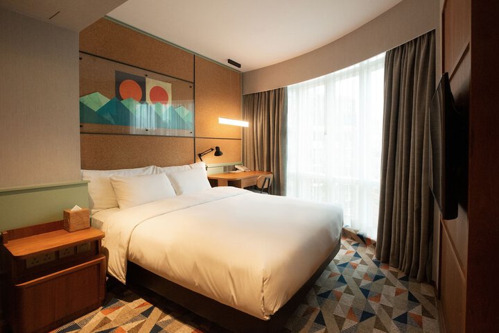 Room 21 of 220