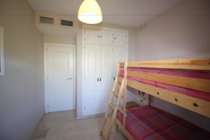 Room 23 of 29