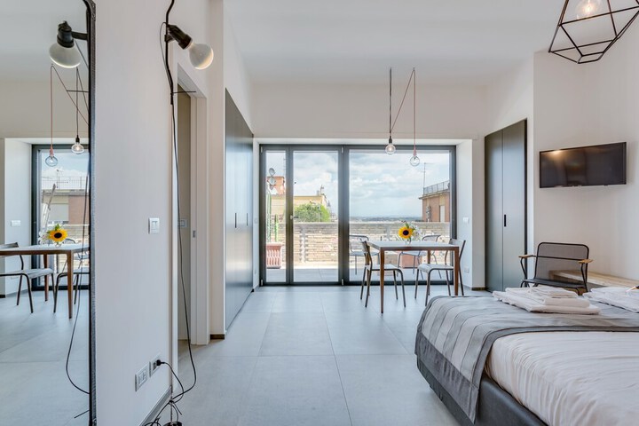 Room 51 of 270